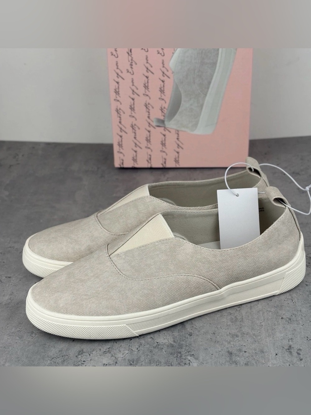 NEW Kensie Women's Salia Slip-On Shoes Beige Size 10 New In Box - Picture 2 of 5